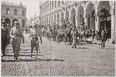 Army in Plaza de Armas circa 1930 