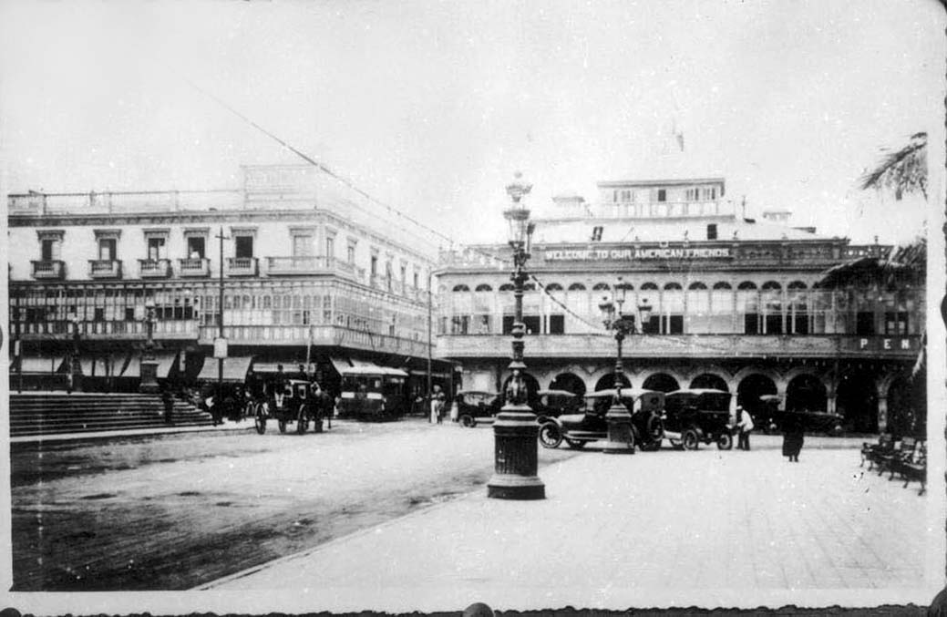 Plaza de Armas, Lima circa 1930